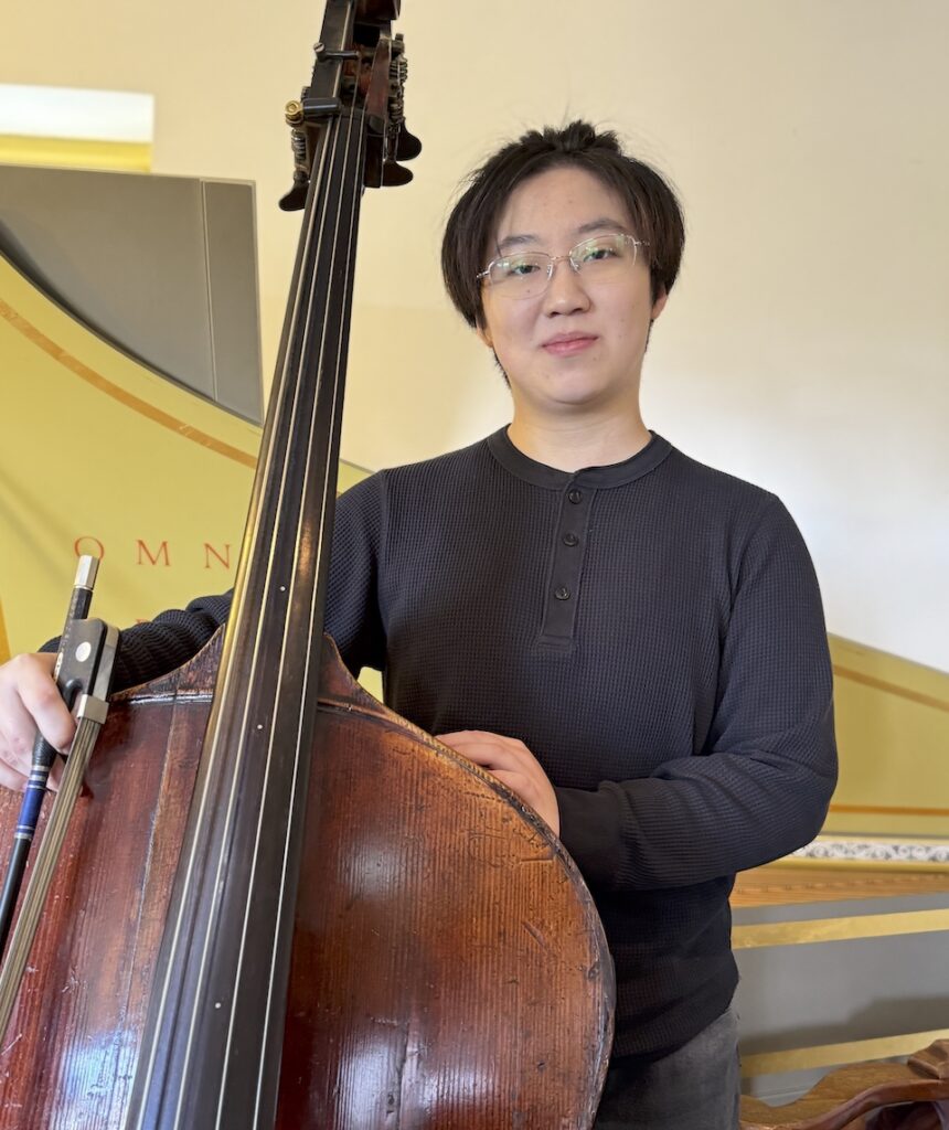 Qingyu Mu